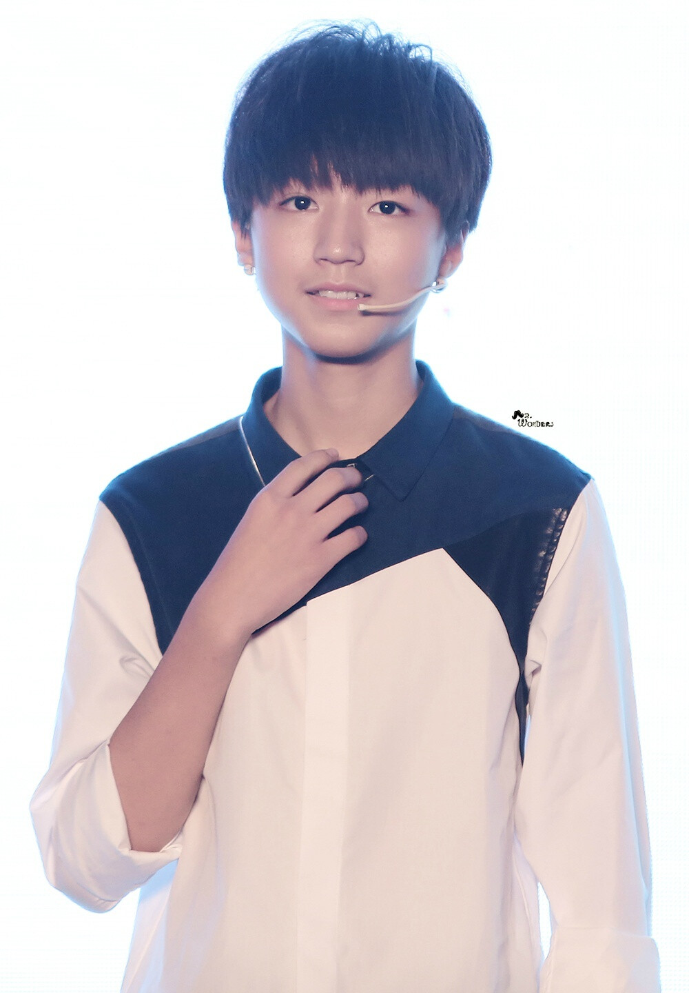 TFBOYS王俊凯 2014.10.17 星钻圆梦计划。cr.LOGO