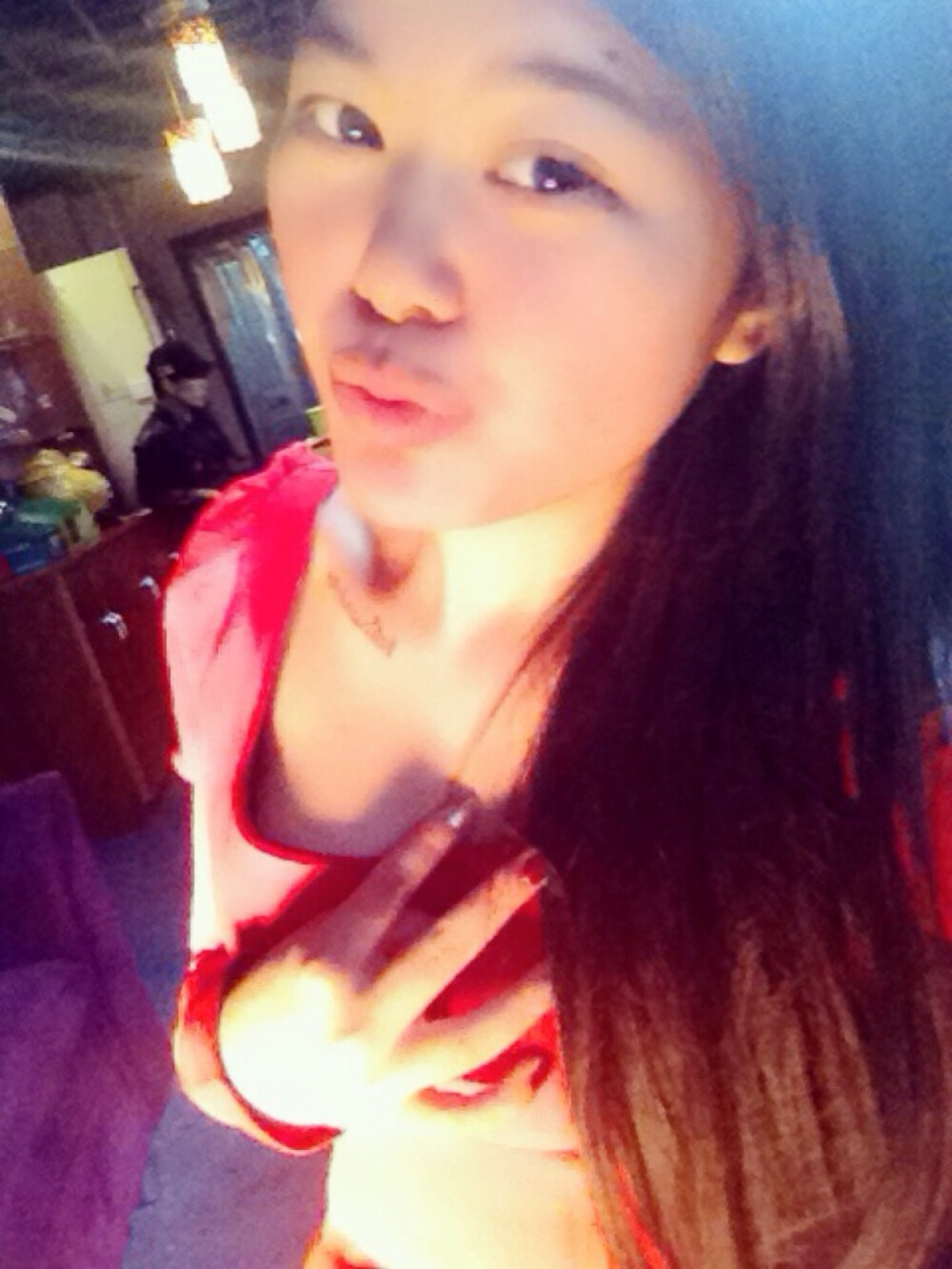 相处在热恋的日子里。28天了，能不能好好有个合照。