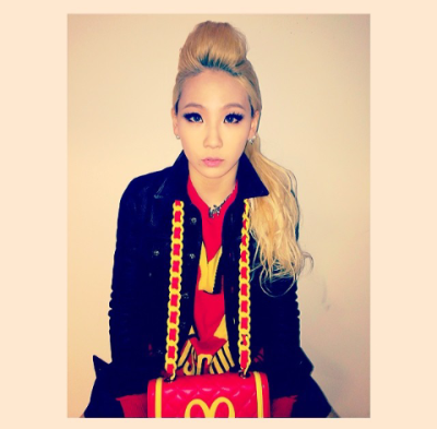 2NE1 李彩琳CL Ins更新图 韩流明星Ins更新 完全自截图 适合做头像▲Holic▼