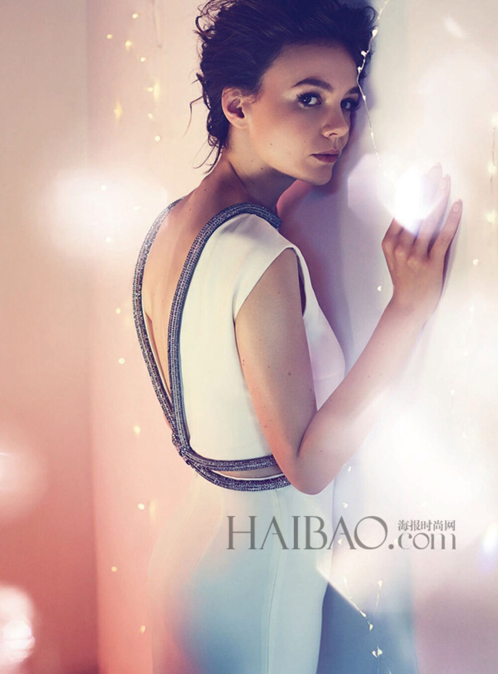 凯芮·穆里根 (Carey Mulligan) 登《Harper's Bazaar》杂志2014年12月刊