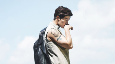 手臂的纹身不能更性感~宋再林 模特 演员