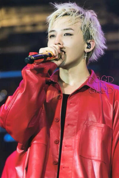 权志龙，GDragon。