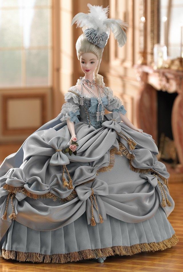 芭比娃娃 2003限量版 Marie Antoinette Barbie? Doll 玛丽安东尼 法国 欧洲 皇后 皇家 皇室 古典 宫廷 断头台 面包 蛋糕【价格249.9美元】