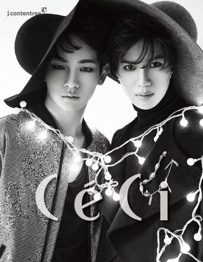 [SHINee时隔一年的完全体画报]时尚杂志Ceci 14日公开了SHINee的完全体画报及采访.以 ‘A Letter from SHINee’为主题进行的此次画报将会公开SHINee写给粉丝们的亲笔信.另:’完全体’SHINee的魅力画报和采访将在Ceci 12月号中公开.