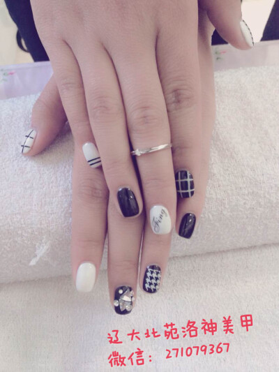 黑白混搭