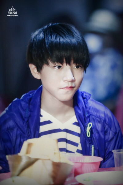 TFBOYS王俊凯 台湾拍摄不剧透高清。cr:LOGO