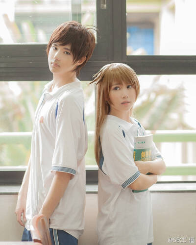 啊啊啊啊王小明好帅啊！！！舔屏啊啊啊啊！！！cos女生的太萌了！！！妈呀两个都好喜欢！！