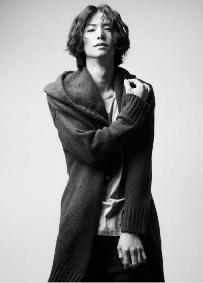 长发也好美。 宋再临 模特 演员