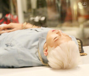 G-Dragon 权志龙 鸡涌