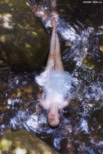 摄像机下的美无关其它