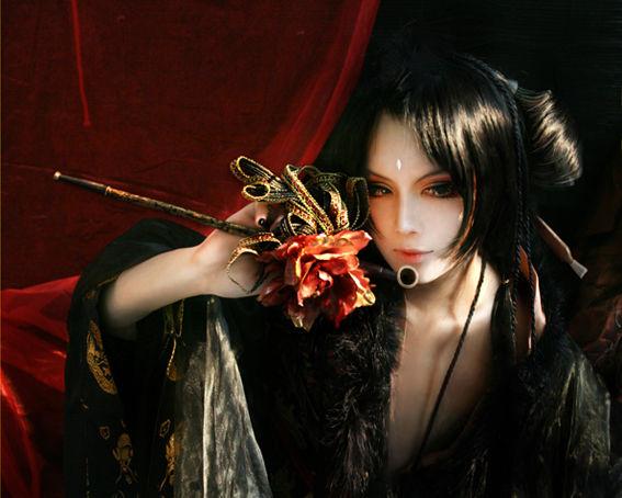 忘断红尘独缺我coserkenn王爷cos花魁媚韶