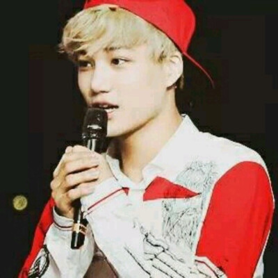 EXO.kai He is my favorite lover.