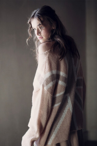 模特：Maddison Brown