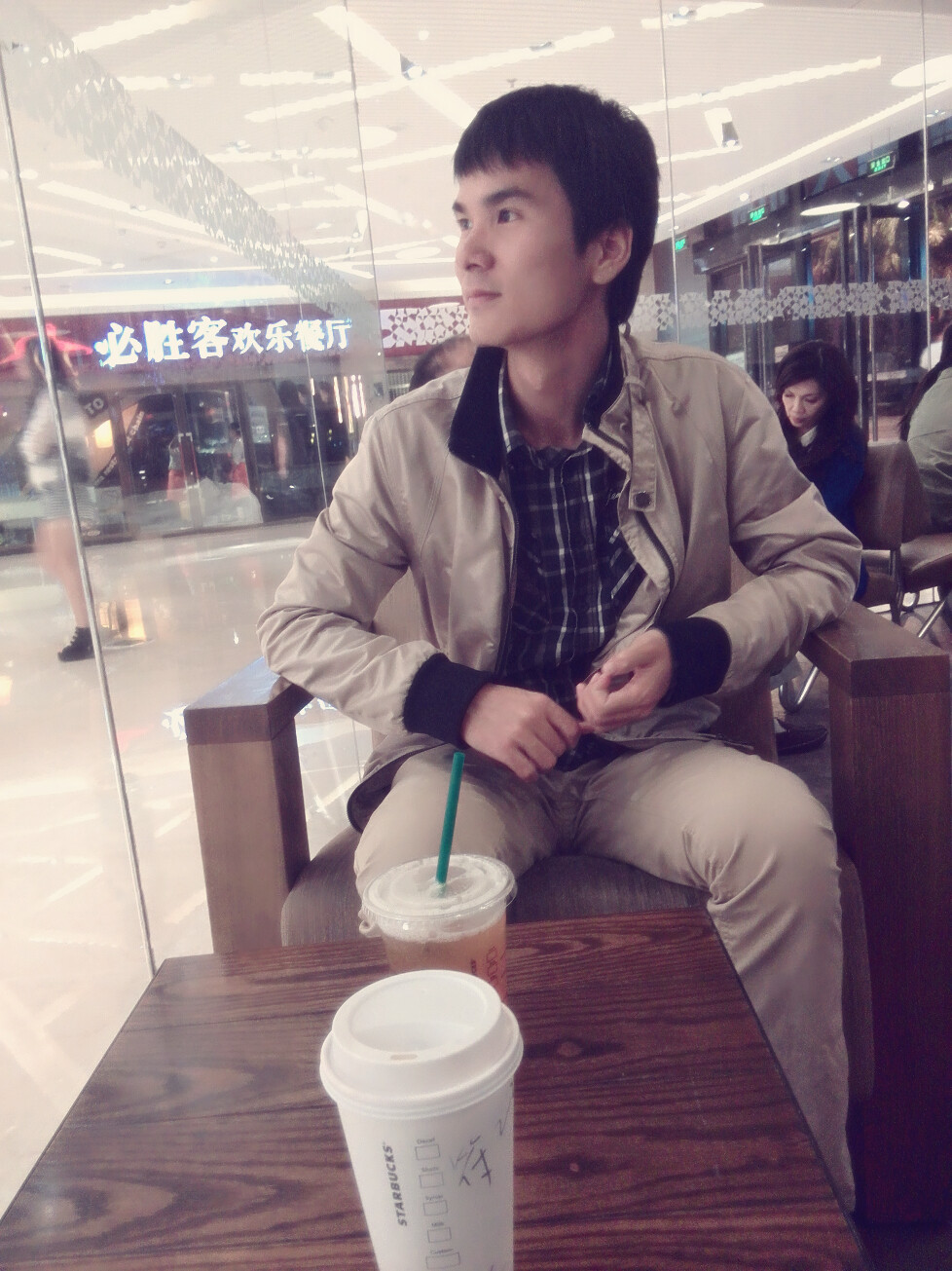 符^_^！星巴克哦