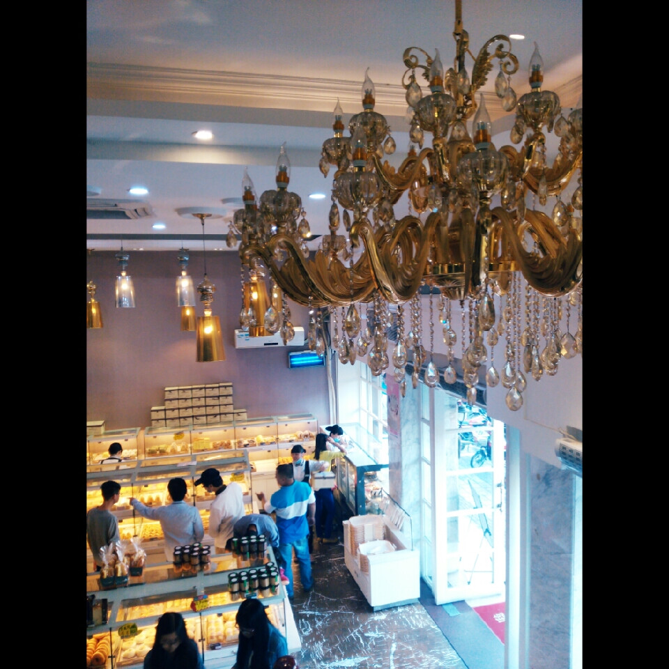#sweet talk#一家蛮棒的面包店 主要是二楼还有位置坐 还可以吃西餐