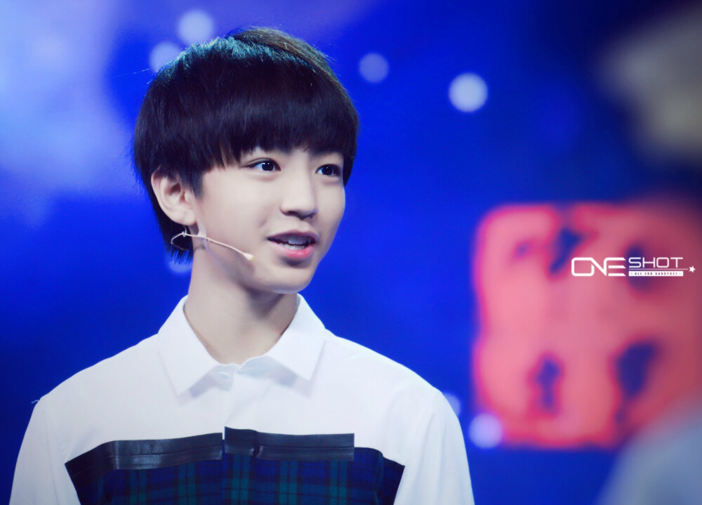 TFBOYS王俊凯 2014.10.16 中国文艺录制