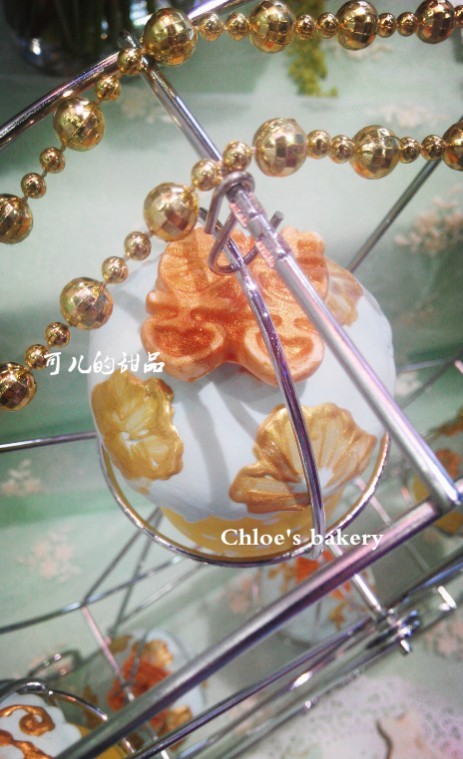 可儿的甜品,Chloe's bakery，用心为大家奉上最美可口的蛋糕，专注婚庆商务甜品台、结婚蛋糕、喜饼，欢迎咨询。淘宝搜店铺即见。 QQ:1780977466