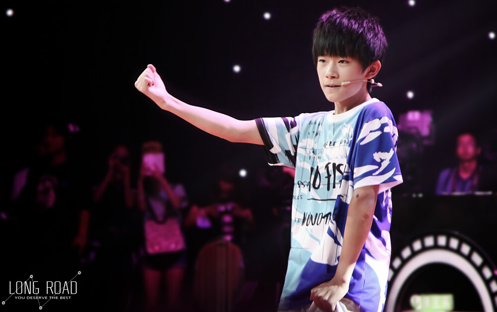 TFBOYS 易烊千玺 LongRoad