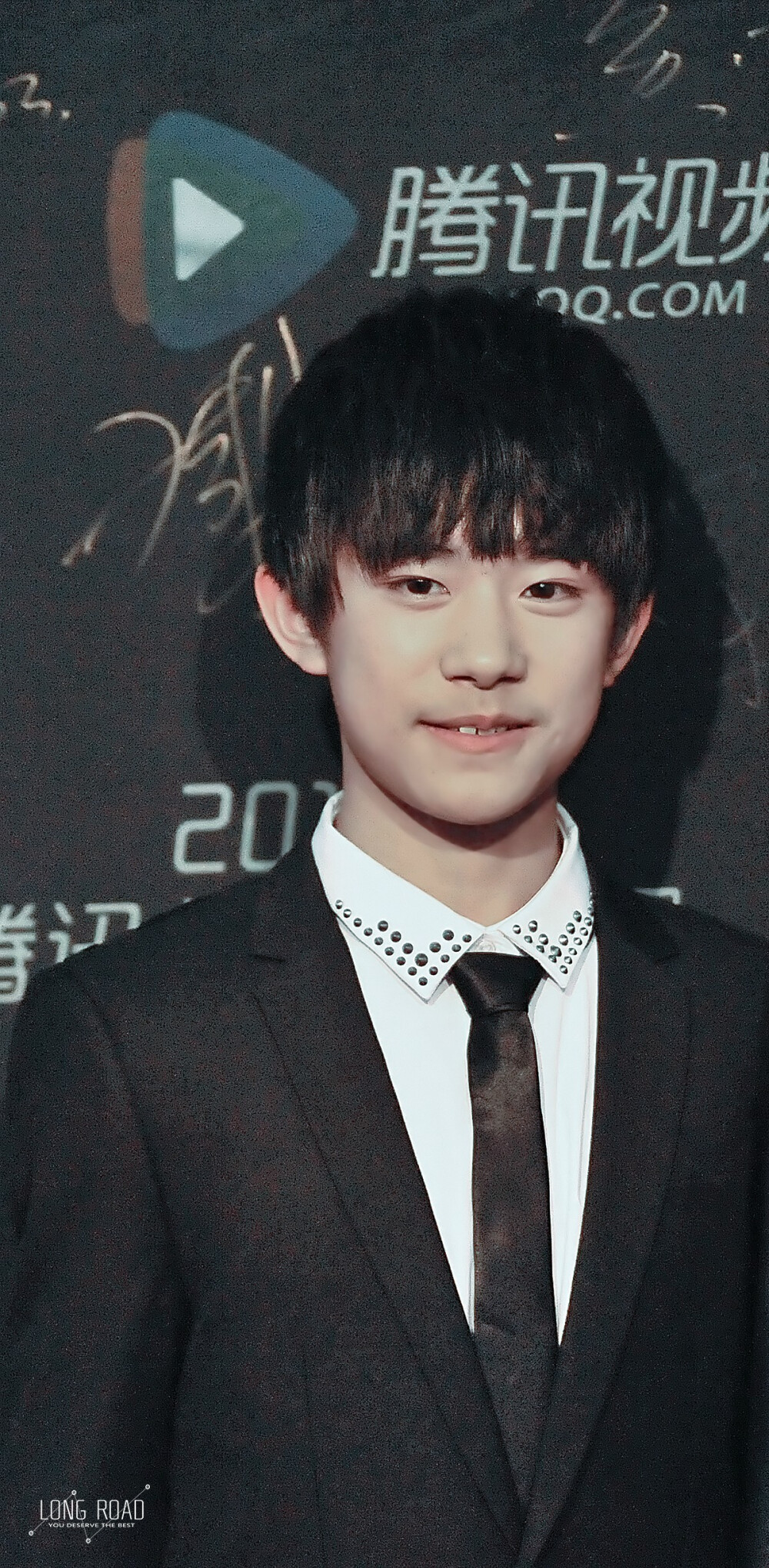 TFBOYS易烊千玺 3 cr:@LongRoad_千玺个站