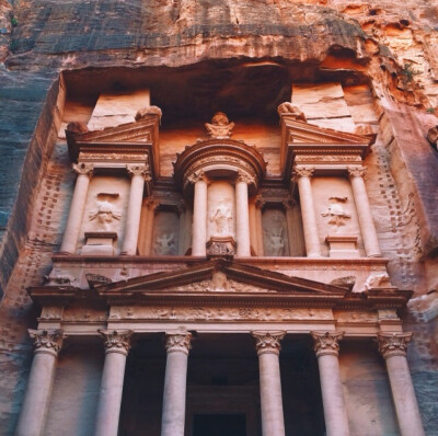 The famous treasury ,a mind blowing/welcome to the ancient city of Petra by ahmedsaeed