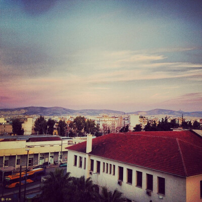 笨拙却努力的活着