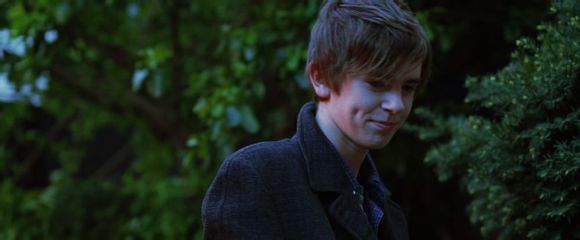 Freddie Highmore