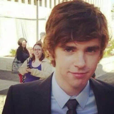 Freddie Highmore