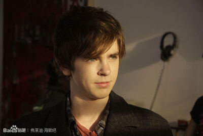 Freddie Highmore