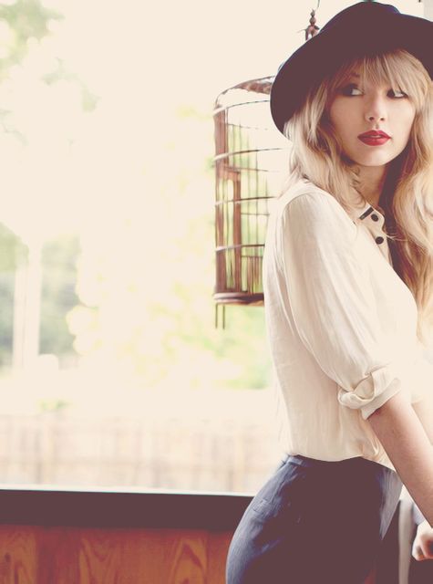 TaylorSwift