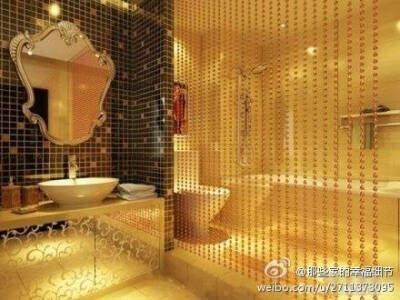 金光闪闪的bathroom~