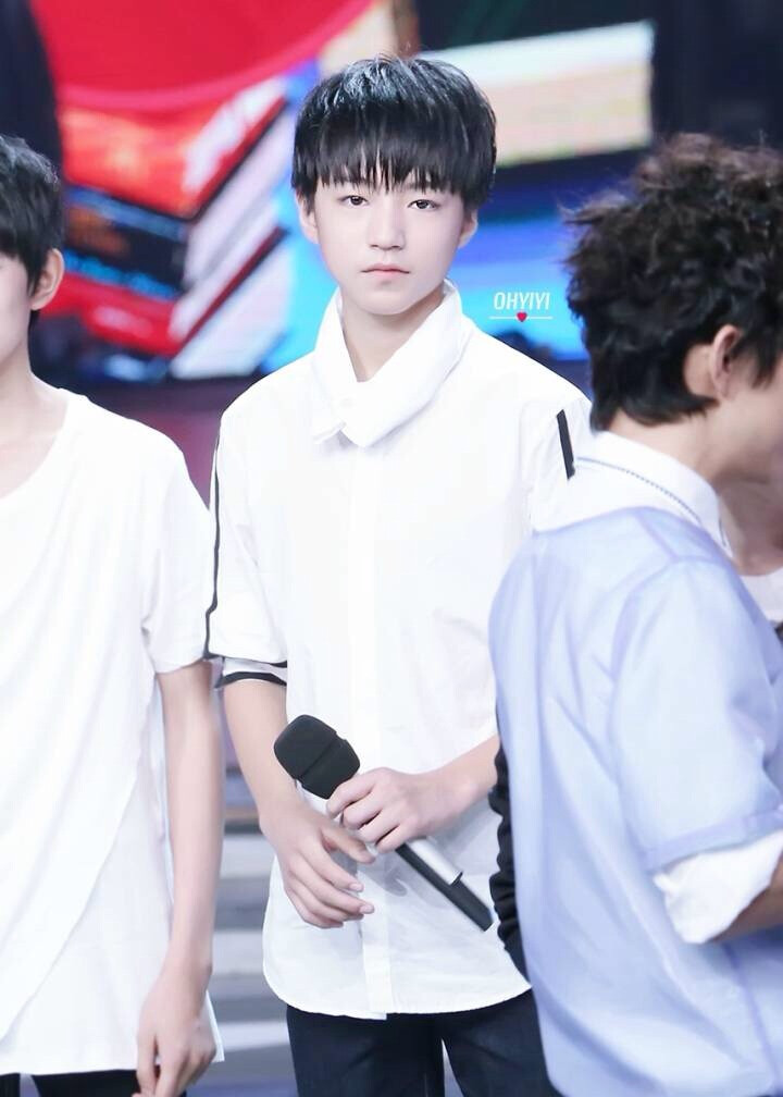 TFBOYS 王俊凯 Karry Wang 140520 快本录制