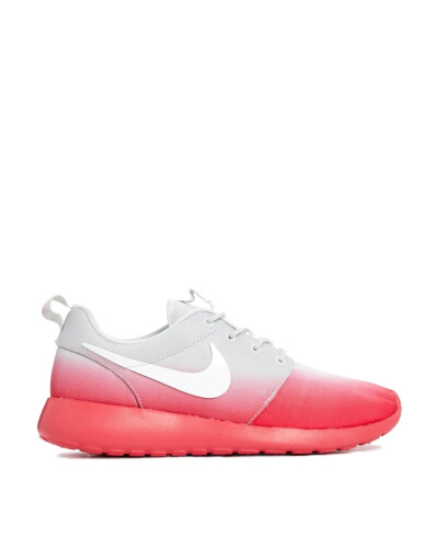 耐克nike超美渐变色的rosherun。美爆了的跑鞋！买买买！⊙▽⊙