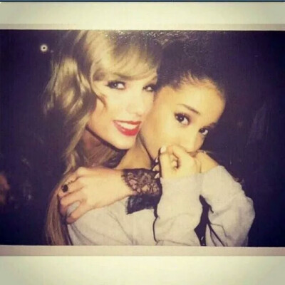 Taylor Swift &amp;amp;Ariana Grande in Victoriassecret .