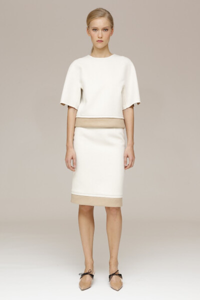 Carolina Herrera Pre-Fall 2015。卡罗琳娜-海莱娜2015早秋时装发布。