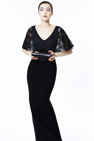 Zac Zac Posen Pre-Fall 2015。