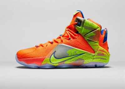 LEBRON 12 SIX MERIDIANS配色