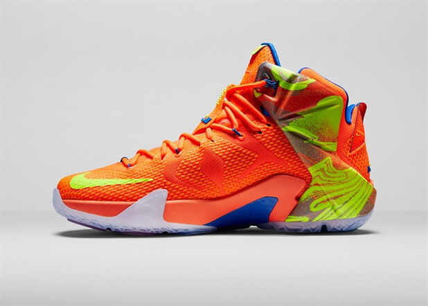 LEBRON 12 SIX MERIDIANS配色