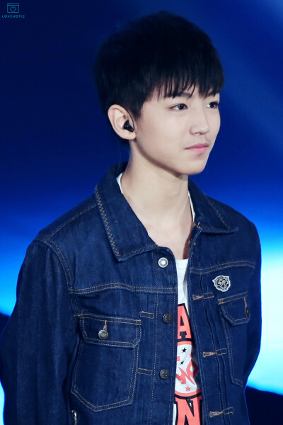 TFBOYS王俊凯 2014.11.26 梦想星搭档。cr.LOGO