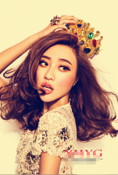 山有山的高度，水有水的深度，没必要攀比；风有风的自由，云有云的温柔，没必要模仿。你认为快乐的，就去寻找；你认为值得的，就去守候；你认为幸福的，就去珍惜。没有不被评说的事，没有不被猜测的人。别太在乎别人的看法，做最真实最朴实的自己才能无憾今生。