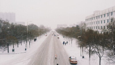 白雪封城，只为你