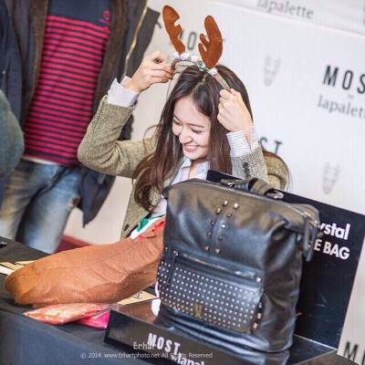 Krystal 141213 Lapalette Fansign Event