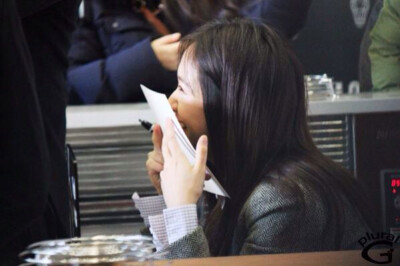 Krystal 141213 Lapalette Fansign Event