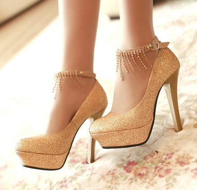 金色婚鞋