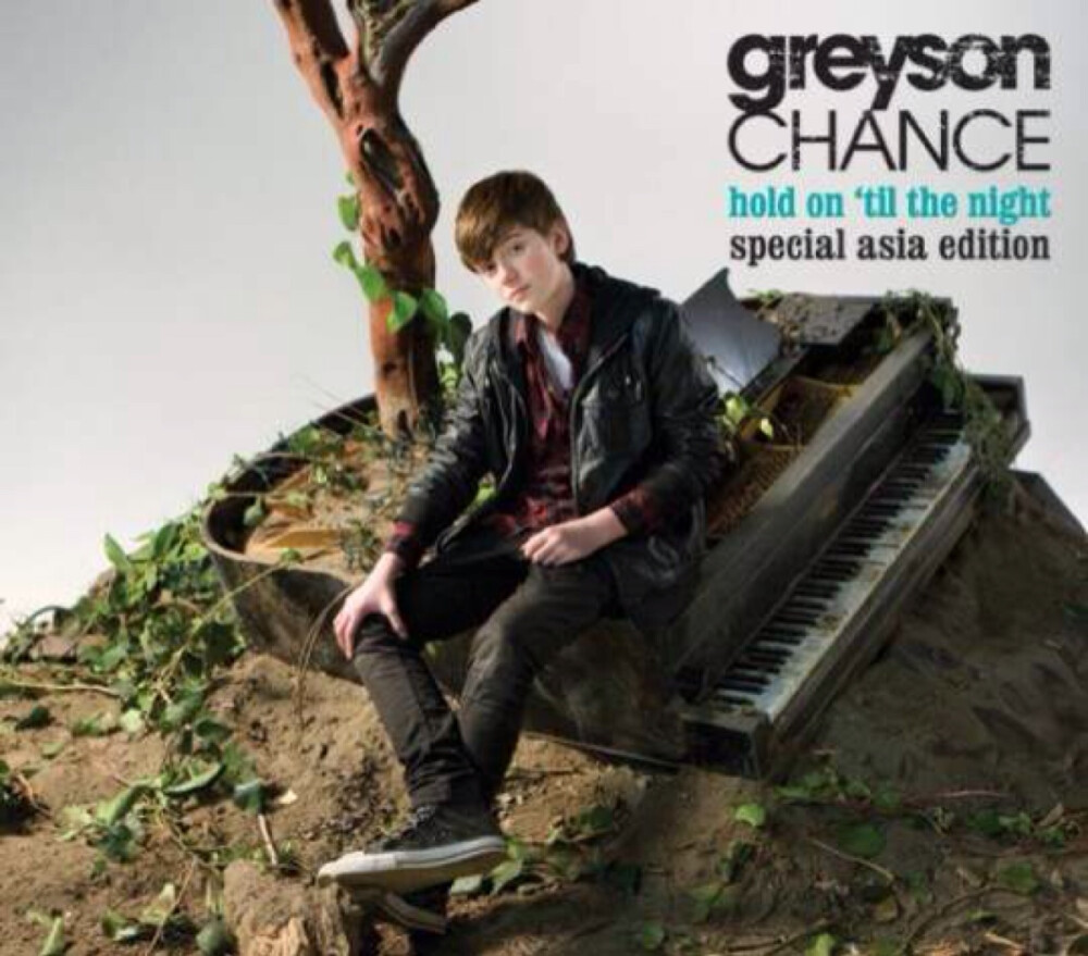 为了答谢亚洲歌迷，Greyson Chance 发行了Hold ON 'Til The Night的亚洲特别版CD+DVD