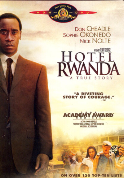卢旺达饭店 是一部关于勇气、信念和智慧的电影。稍微有点个人主义倾向，其实可以想象当一个人做了一件好事，并且被所有人知道以后，支持他继续行善的因素就包括了外界评论的压力。另外，愤怒是没有眼睛的。