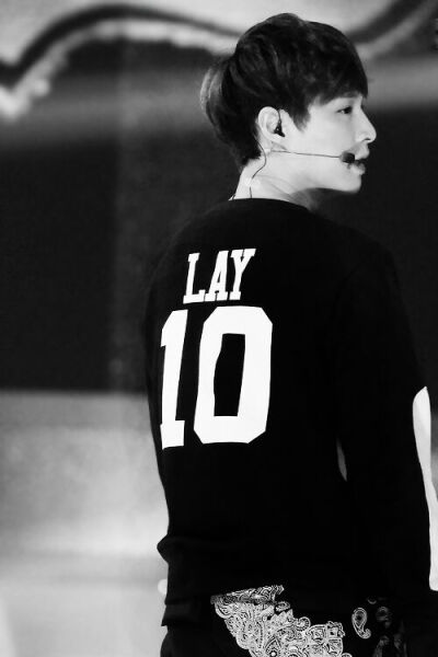 EXO 张艺兴 LAY