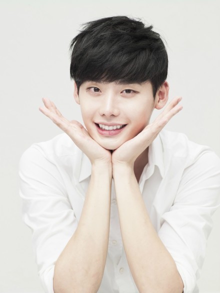 匹诺曹李钟硕九连拍～快拿去做壁纸和头像吧♥ @绾绾姑娘