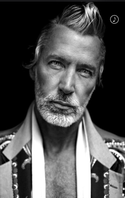 Aiden Shaw