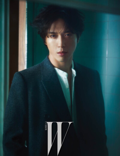 【CNBLUE郑容和】【杂志】《W Korea》2015年1月号