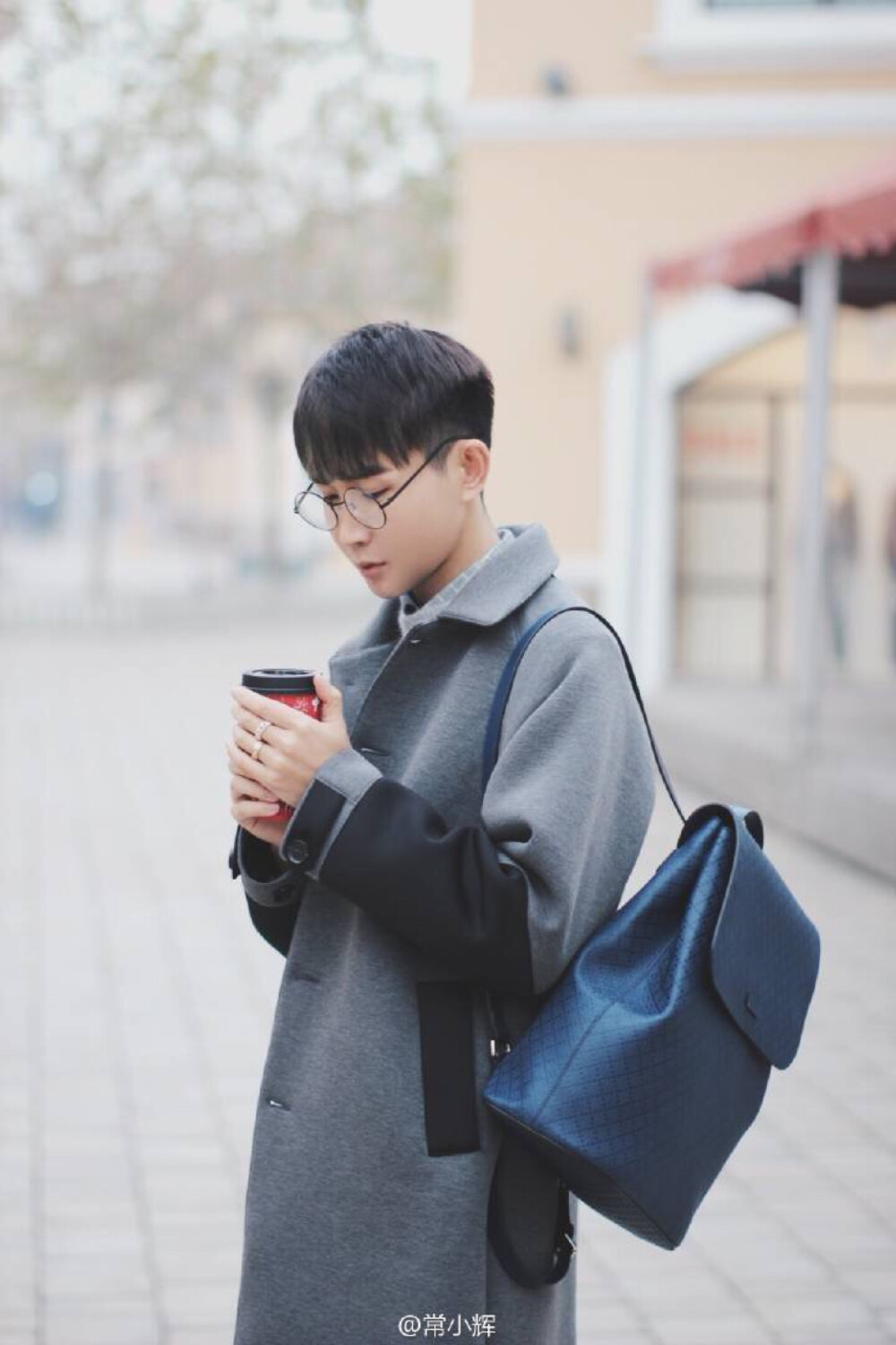 爱死了的小二辉和寒总✨